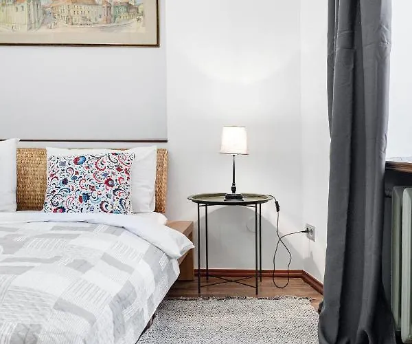 Saint Ignoto Bright And Cosy By Reside Baltic *